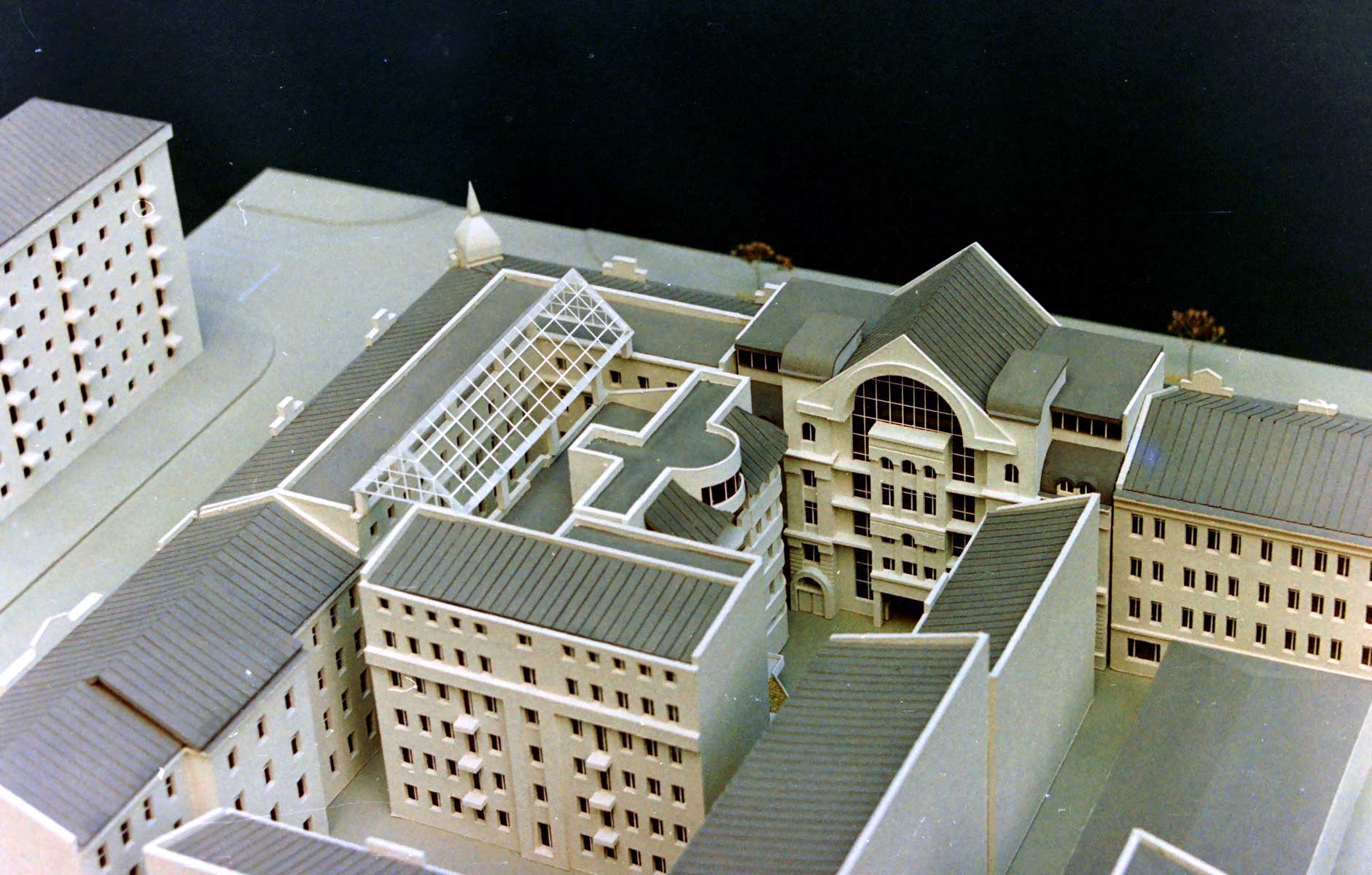 Модель офисного здания